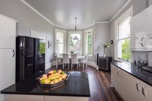 Kitchen-Breakfast Room- click for photo gallery